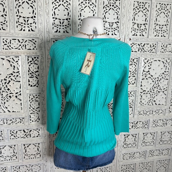 Requirements NWT Teal Green Boat Neck Embellished Ribbed Sweater Blouse Sz Large - Picture 6 of 8
